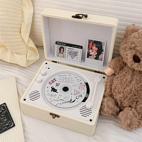 Retro CD Player - CD-R - MP3 - WMA - 5 Colors from Apollo Box